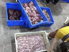 -标记美食新鲜猪杂(兴南大道店)