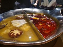 红颜花胶鸡锅-湊湊火锅·茶憩(杭州湖滨银泰in77店)