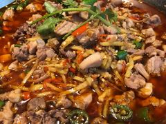 -兔行天下-鸿鹤鲜锅兔(中海国际店)