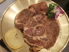 -臻牛烤肉
