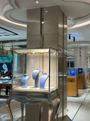 -北京七彩云南翡翠珠宝旗舰店(月坛店)