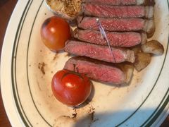 -MONICH牛排融合餐厅(和义大道购物中心店)