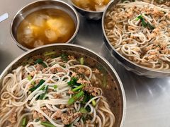 -正宗杨记普洱酸醋米线(总店)