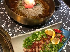-黑牛の場烤肉(摩天活力城店)