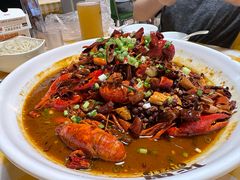 -龙巢盱眙龙虾·鸡煲·烧烤宵夜(坪洲店)