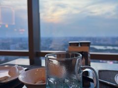 -怡豪大饭店·49楼旋转自助餐厅