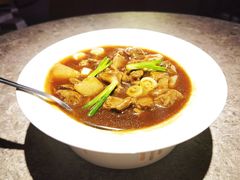 鲍汁萝卜牛腩煲-留半山·香港食堂(啦啦宝都店)