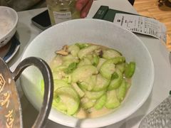 -费大厨辣椒炒肉(高铁吾悦广场店)