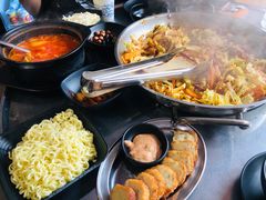 -山·烤辣鸡韩国料理(西溪路店)