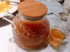 招牌琥珀金丝梨汤-京味斋·北京烤鸭(华威桥北工大店)