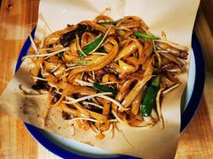 传统干炒牛河-荔银肠粉(建六店)