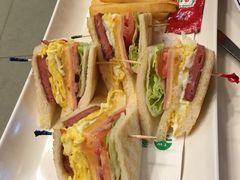 -翠华餐厅(山顶道店)