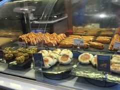 -巴黎贝甜(大宁国际商业广场店)