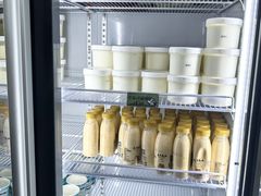 -正飞鲜奶(吐鲁番路店)