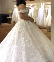 -南京宝娜嫁衣婚纱礼服馆(中央路店)
