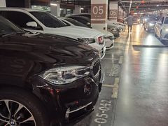 -上海虹桥站-P9停车场