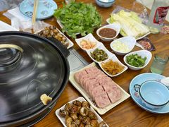 -闯关东牛排牛尾一锅香(海城店)