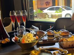 -INNS BAR 音乐酒吧餐厅