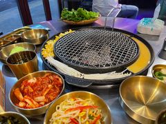 -釜山火炉·海鲜烤肉(紫藤路店)