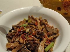 -绿草地·湘菜(7mall店)