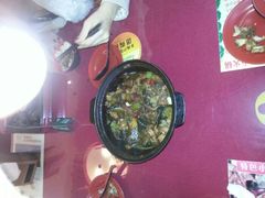鸡工堡-重庆鸡公煲(三八山珍美食城店中店)