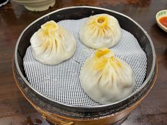 蟹黄灌汤包-李记清真馆(打钉巷店)