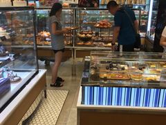 面包甜点陈列柜-巴黎贝甜(右安门店)