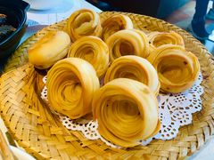 老济南油旋-闫府私房菜·百年鲁菜(恒隆店)