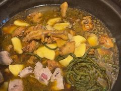 -咱屯子铁锅炖直营店(保利店)