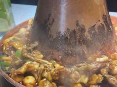 -老佛爷铜炉蛙锅(挂绿店)