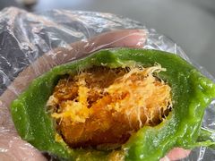 蛋黄肉松青团-许阿姨糕团店(南京总店)