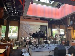 -洛缦音乐餐厅(工业展览馆万象城店)