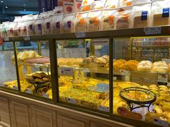 面包甜点陈列柜-BreadTalk面包新语·烘焙蛋糕(高德置地春广场店)