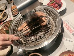 -草家酱蟹炭火烤肉店(珲春南路一店)