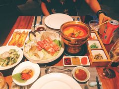 冬阴功锅底-阳光岛·海鲜盛宴(银泰中心in99店)