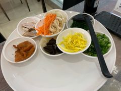 秀才过桥米线-榴乡缘云南蒙自菊花过桥米线