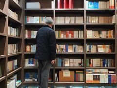 -钟书阁(松江泰晤士小镇店)