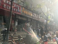 -牛师傅牛肉面(尚隆路店)
