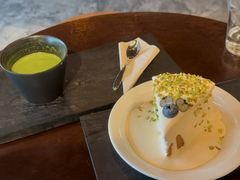 -luutosa  cafe & tea 鹿兔山