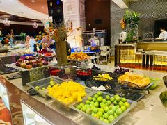 -荣誉国际酒店-云顶旋转餐厅