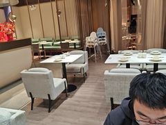 -楚山晓·湖北菜(武汉光谷K11店)
