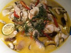 -蜜桃餐厅·伴山(湖滨商业街店)