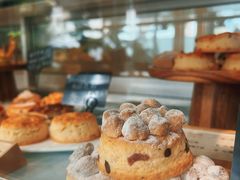 -SKROLL卡特司库·蛋糕定制·生吐司·司康(古北程家桥店)