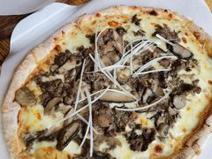 鹅肝披萨-LYFATTI 莱芙缇(赣水路店)