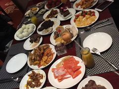 -荣誉国际酒店-云顶旋转餐厅