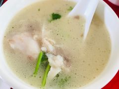 -雪湖煜辰鱼头老店(雪野湖店)