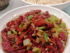 辣皮子肉拌面-巴依老爷新疆美食(工体旗舰店)
