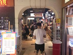 门面-八一好吃街·高品美食广场