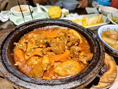 -东口码头·烧鸽子·鱼头泡饼·地方菜(金鹰悦城店)