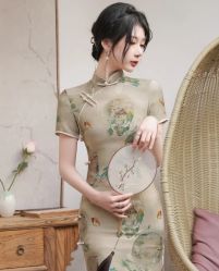 -租旗袍租礼服馆